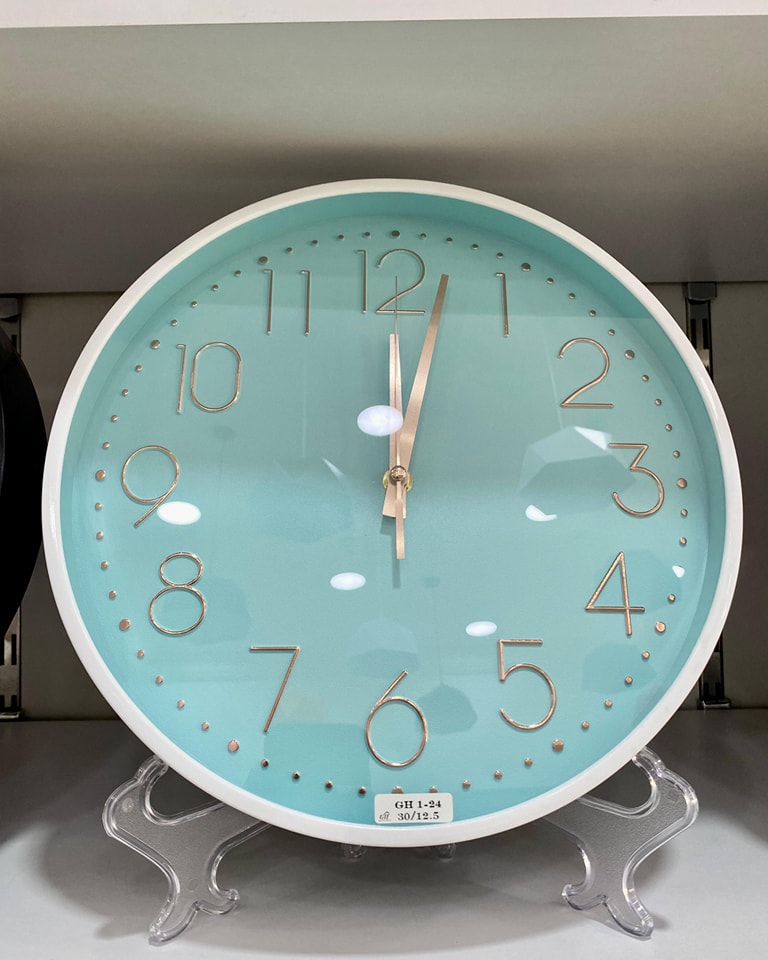 Horloge Murale Menthe Ø 30 cm – Chiffres Or Rose